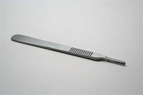 scalpel handle  blades     general medical