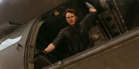 Chris Pratt Fights Aliens In The First Tomorrow War Trailer Flipboard