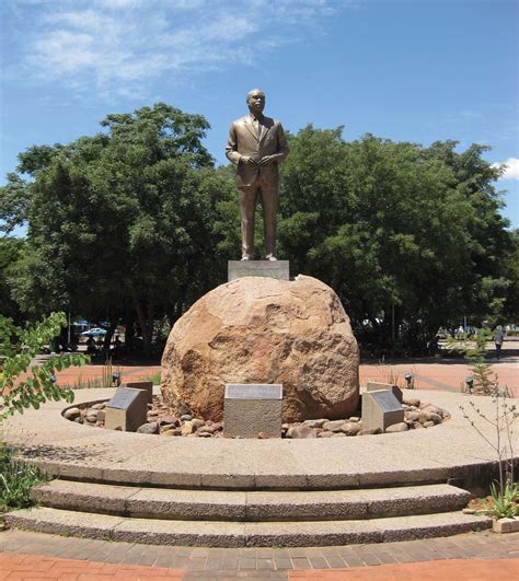 sir seretse khama botswana leader independence legacy britannica