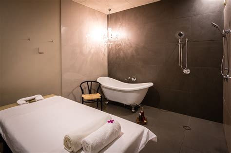 siam retreat thai massage spa design revival