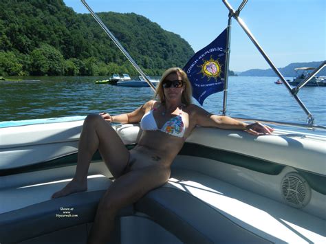 nude wife sp another day on the boat july 2010 voyeur web