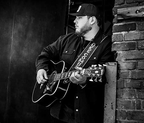 Luke Combs Bio Affair In Relation Net Worth Ethnicity Wiki Age