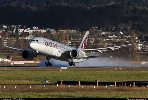 bcc qatar airways boeing   dreamliner photo  mario de pian id  planespottersnet
