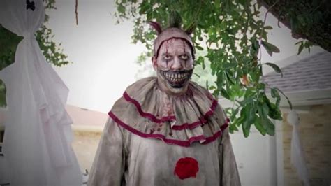 Real Clowns Are Not Amused By American Horror Story Freak Show