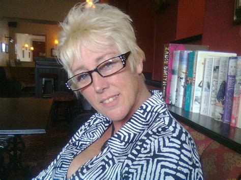 thebeesknees123 64 from bradford is a local granny