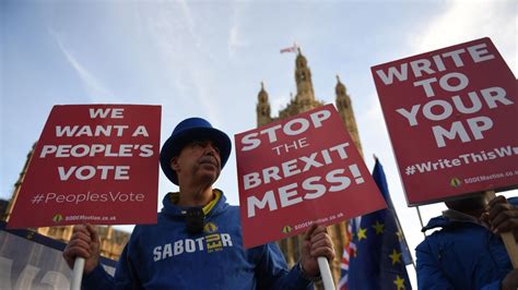 analyse zum brexit chaos der fluch von volksentscheiden politik ausland bildde