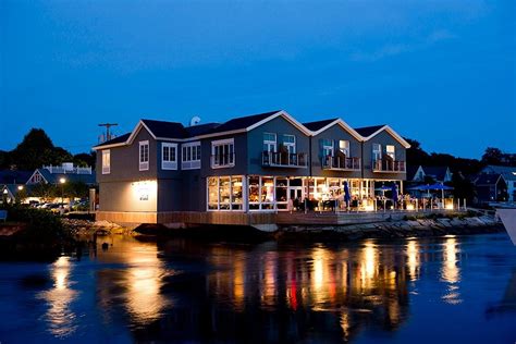 boathouse waterfront hotel updated  prices inn reviews kennebunkport maine