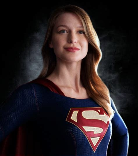 first image of supergirl from her new show supposedly connected to arrow flash universe