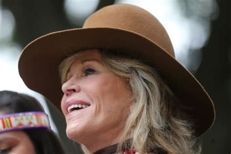 Jane Fonda 78 On Getting Older And Staying Healthy Mindbodygreen