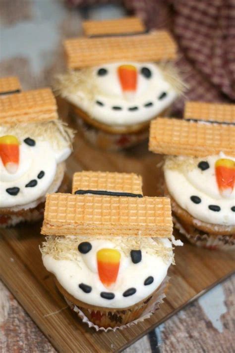 super duper cute scarecrow cupcakes recipe jenns blah blah blog