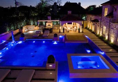 attractive swimming pool lighting ideas