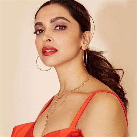 Deepika Padukone Flaunts Her Diva Side In A Tangerine Outfit — View Pics