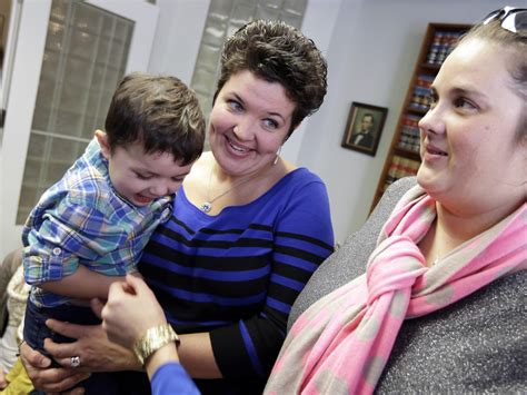 ohio ordered to recognize out of state gay marriages the