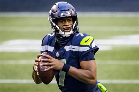 seahawks  sign geno smith   serve  russell wilsons backup