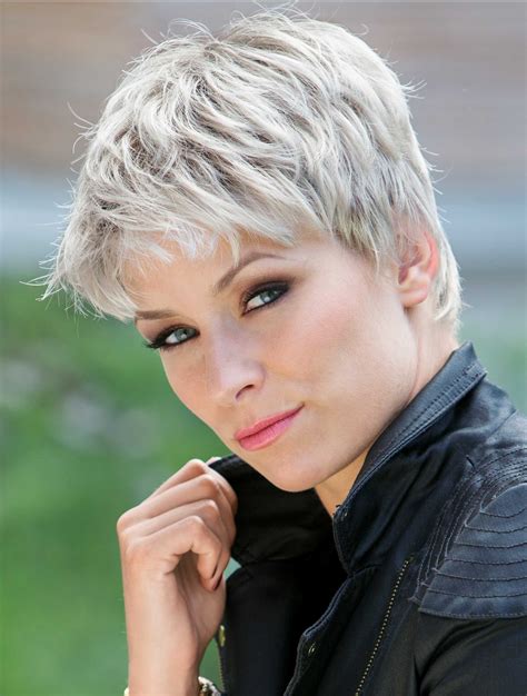 Discount Lace Front Cropped Synthetic Grey Wigs Short Hair Styles