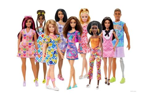 original barbie fashionistas doll  body types skin tones brown