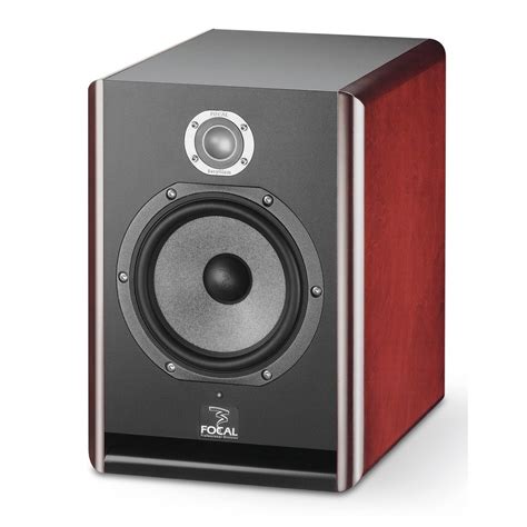 focal solo   active studio monitor speaker single  gearmusic