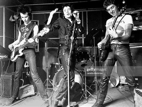 sid vicious johnny rotten paul cook and steve jones perform onstage