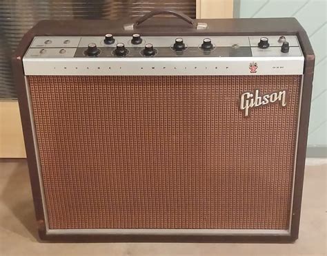 gibson ga rvt invader  watt  guitar combo   reverb valve amplifier
