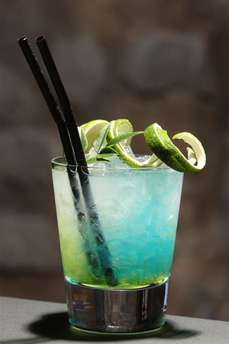 turquoise blue cocktail   recipes