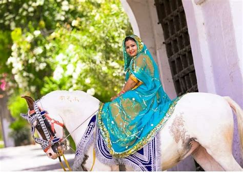 Shivani Rathore 💫 Rajputi Dress Famous Dress Royal Dresses