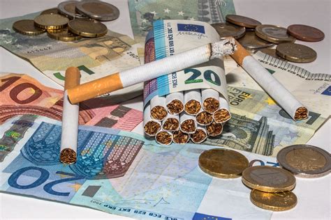 kostenlose foto rauchen geld produkt kasse waehrung sparen teuer sucht ungesund
