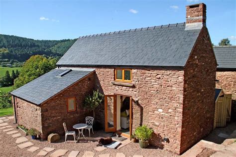 herefordshire airbnb   magical staycation