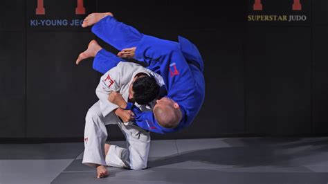 ippon seoi nage  armed shoulder throw attack