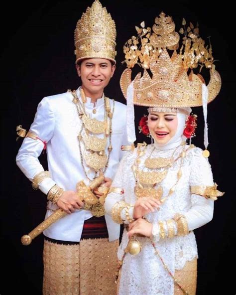 pakaian adat lampung gema budaya tata  pernikahan adat lampung indonesia memiliki ragam