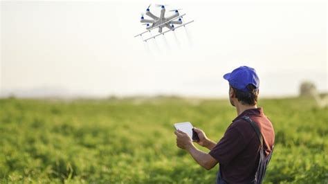 entendendo  drone pulverizador  suas vantagens   agricultor