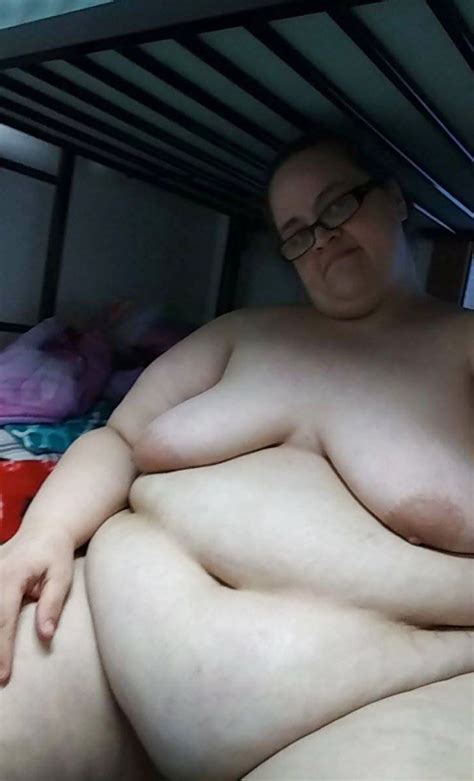 ssbbw from chicago spreads ass 25 pics xhamster