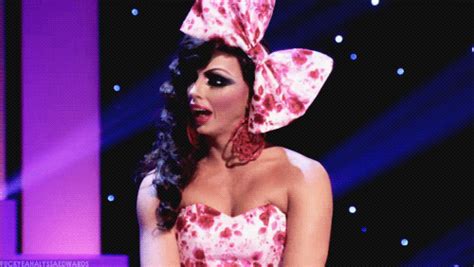 alyssa edwards find and share on giphy