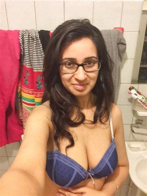 indian nude amateur neha shower indian girls club