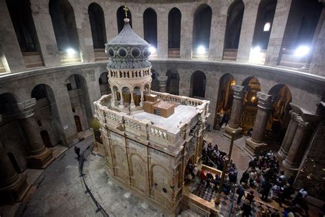 restoration completed  jesus tomb site  jerusalem architectural
