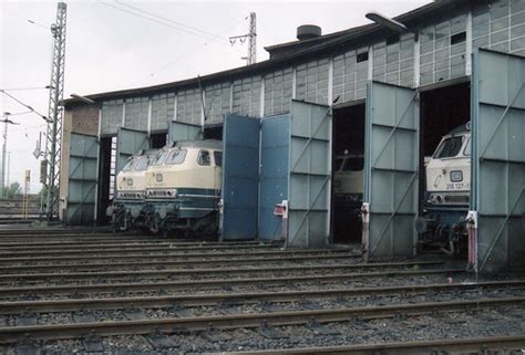 Four Class 216 Diesel Locomotives At Giessen Depot German… Flickr