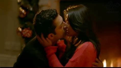y2mate com hot romantic status romantic kiss kissing video lip kissing