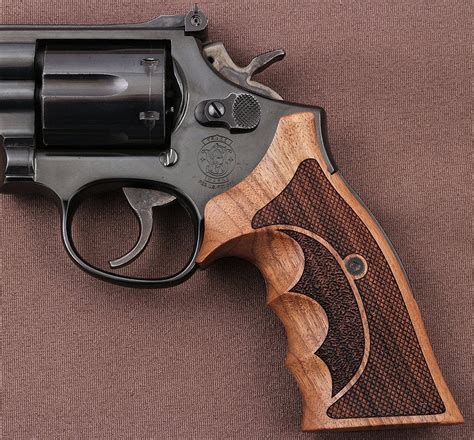 smith wesson    frame custom pistol grips bestpistolgrips