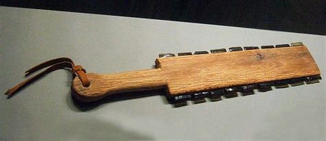 macuahuitl  ancient aztec weapon   wood gum