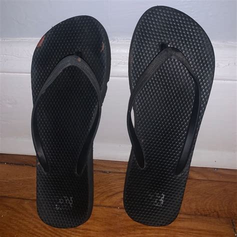 Old Navy Shoes Old Navy Black Flip Flops Womens Well Worn Summer