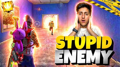 meet stupid enemy   play duo  squad youtube