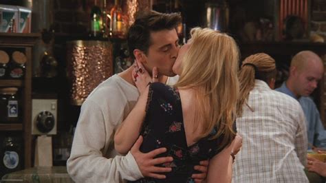 Friends Joey S Problem With A Man S Kiss And Kiss With Phoebe