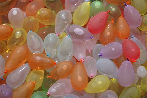 filesea  water balloons  slaunger    jpg wikimedia commons