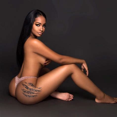 ebony model phfame nude and hot photos — huge ass alert