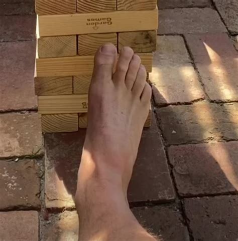 Luke Evans S Feet