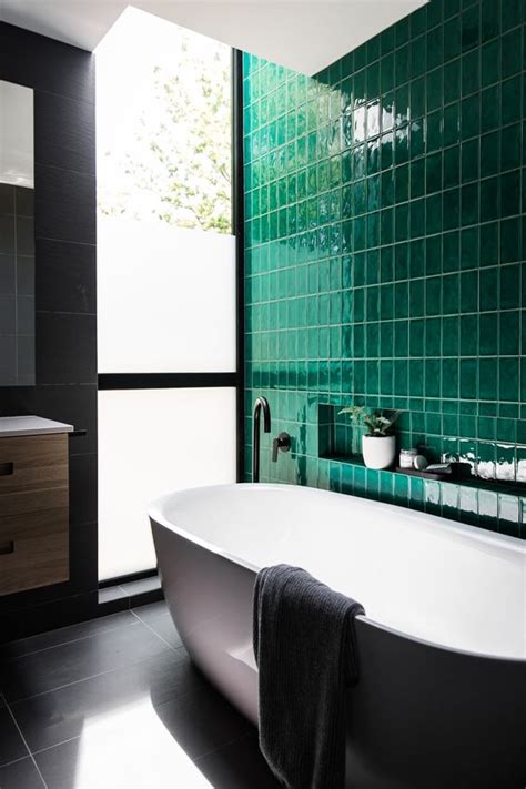 25 Creative And Bold Bathroom Tiles Ideas - DigsDigs