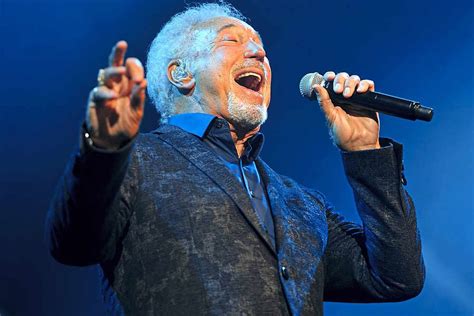 pictures tom jones goes down a storm in spectacular lichfield show