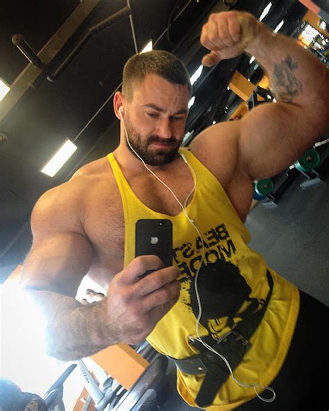 muscle lover mikhail maslov