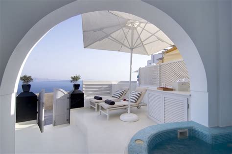santorini secret suites spa classic vacations