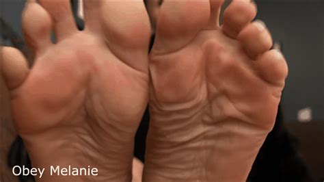 obey melanie feet versus balls hot femdom