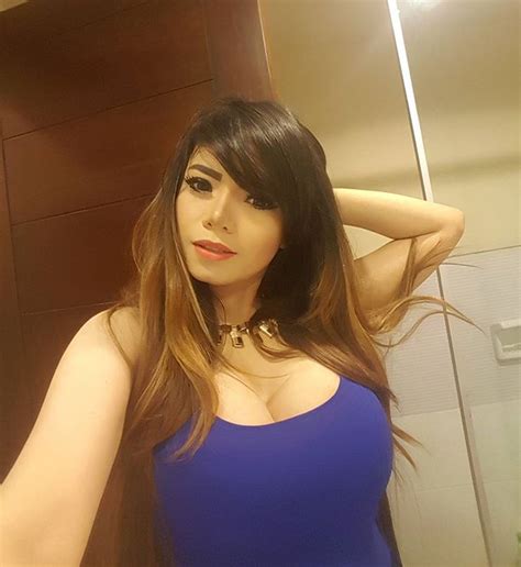 30 foto dj dinar candy makin sexy dan hot aja model sexy indonesia